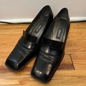 Bally square toe heel 7